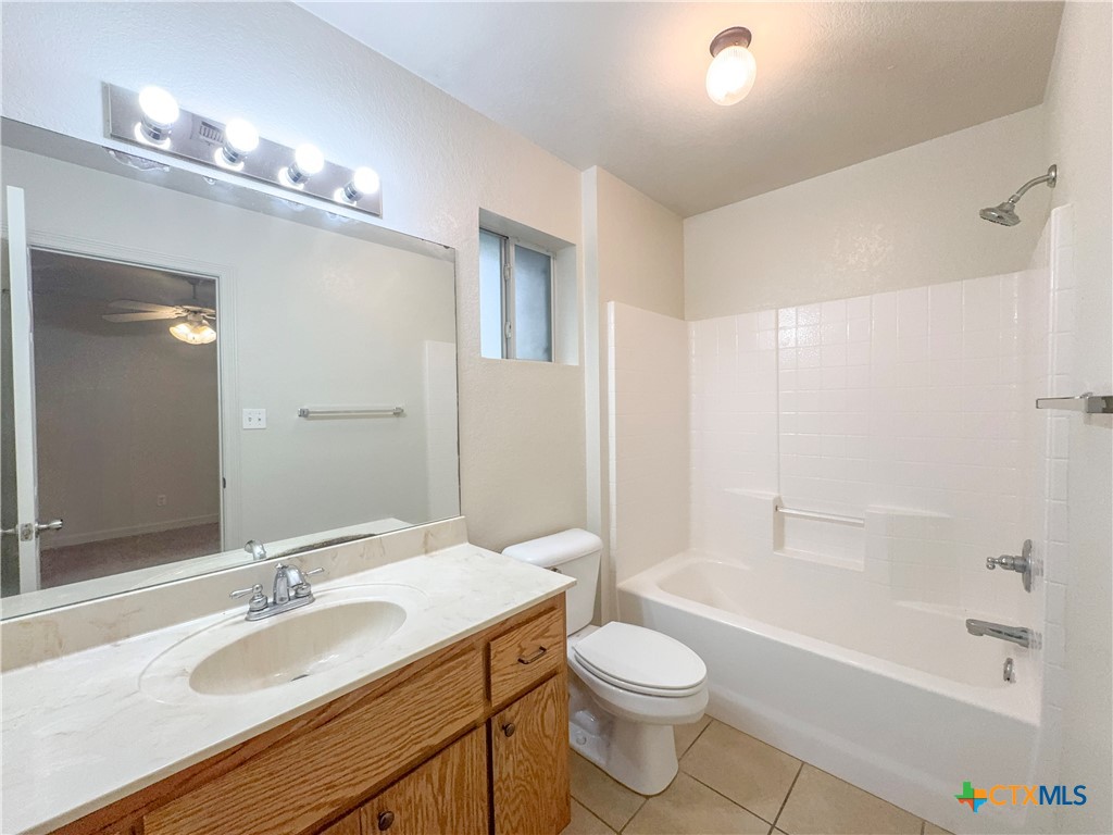 820 N Beal Street Property Photo 12