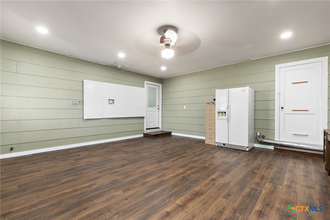 266 E Live Oak Street Property Photo 16