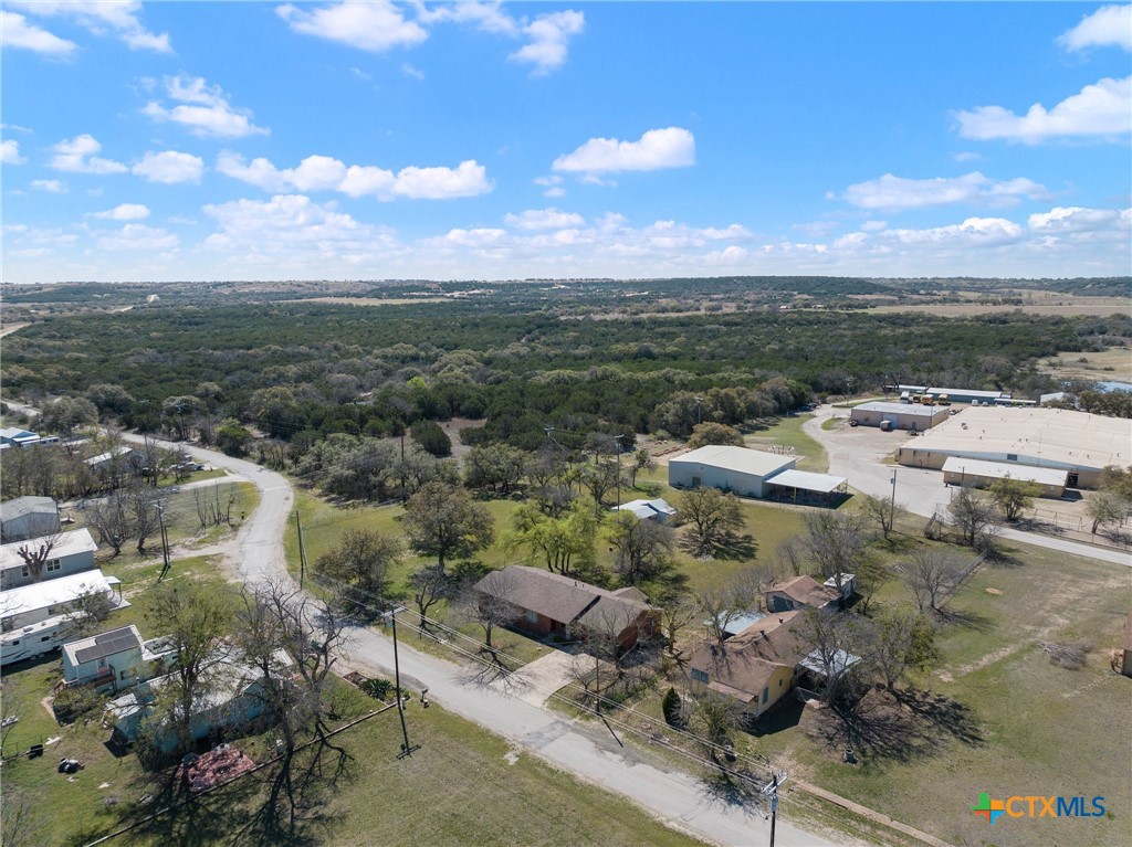 266 E Live Oak Street Property Photo 18