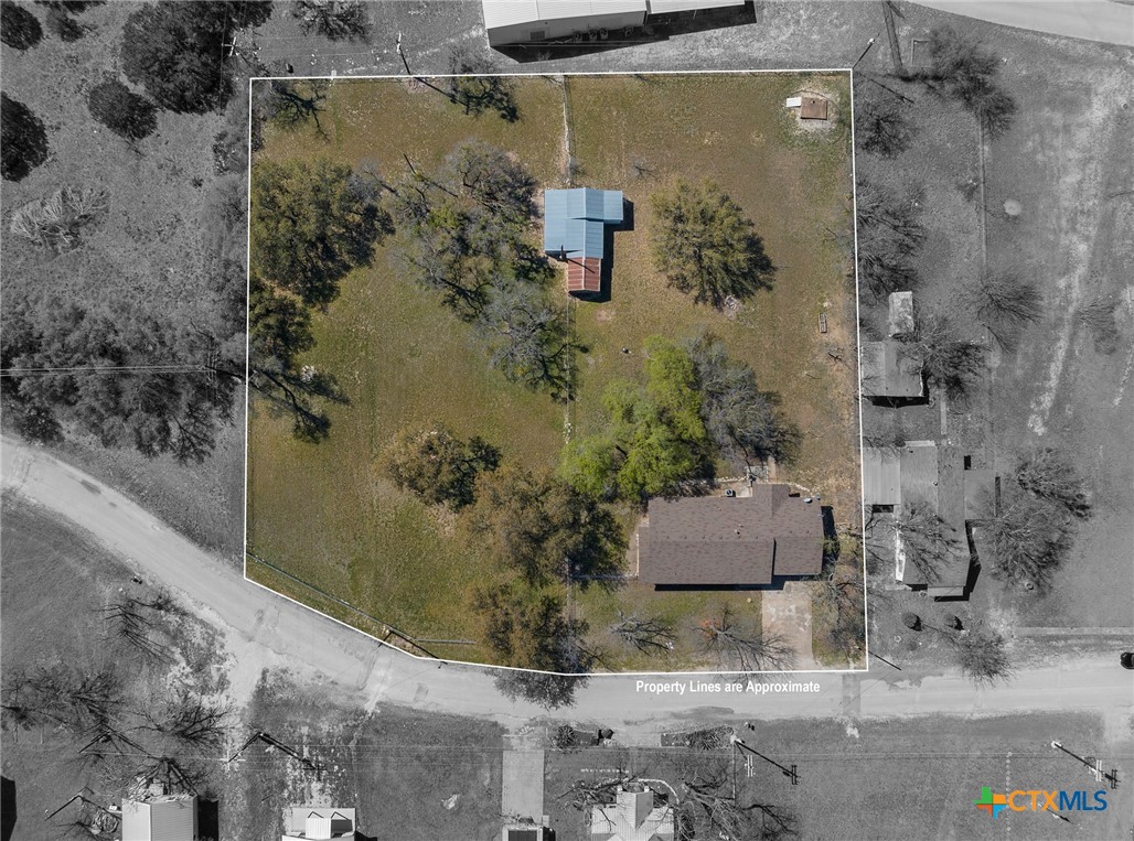 266 E Live Oak Street Property Photo 30