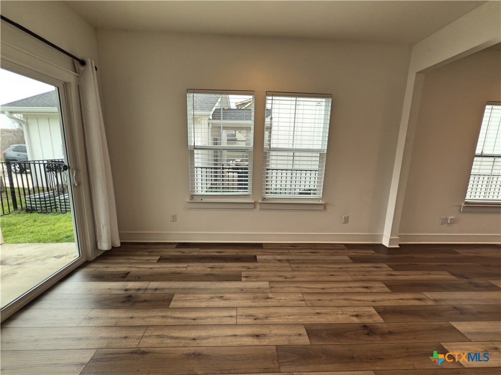 424 Stagecoach Trail Property Photo 8