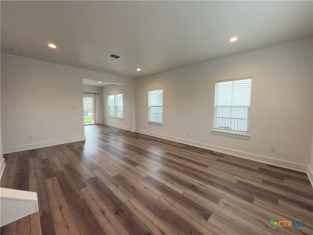 424 Stagecoach Trail Property Photo 13