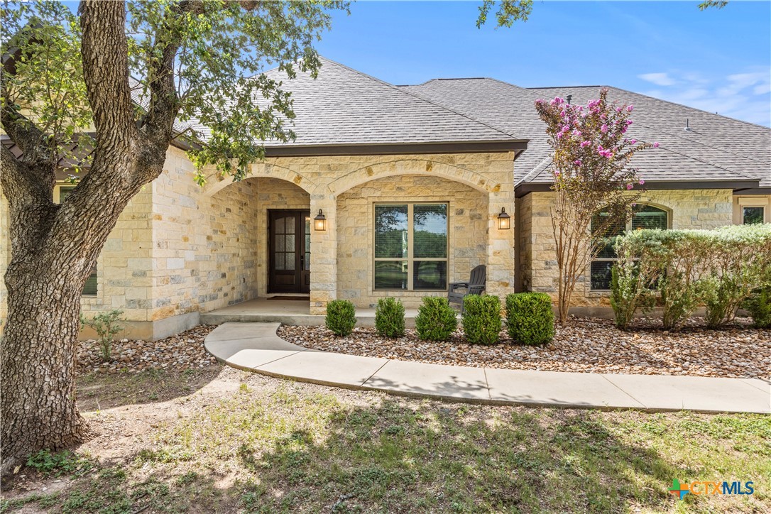 2718 Beaver Lane Property Photo