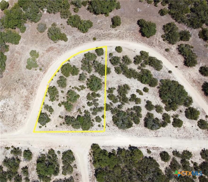 1020 Cliff Circle Property Photo 6