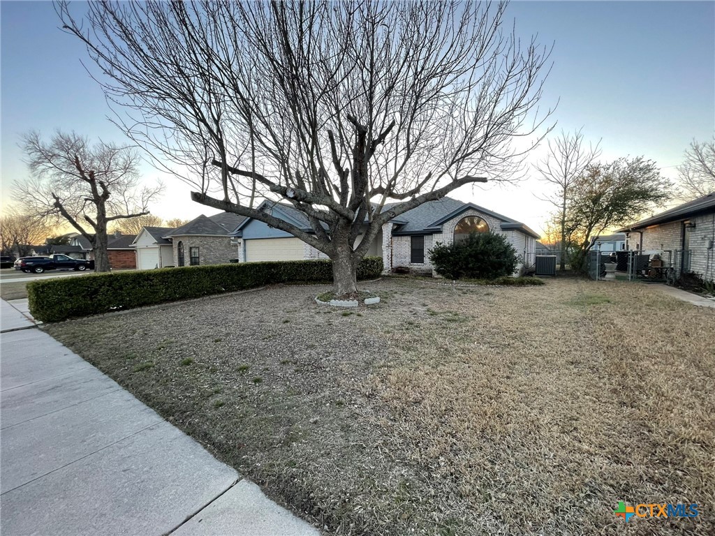 1823 Twilight Drive Property Photo