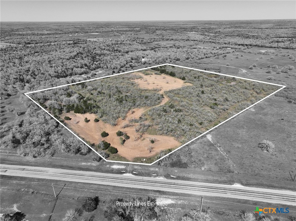 4253 N Hwy 95 Property Photo