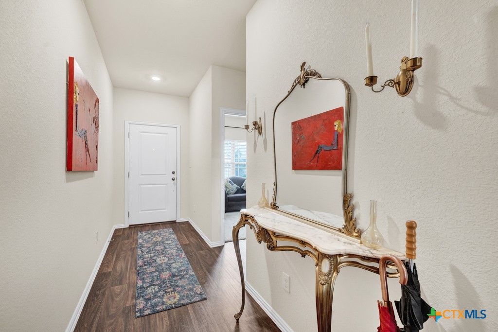 1444 Harwell Loop Property Photo 3