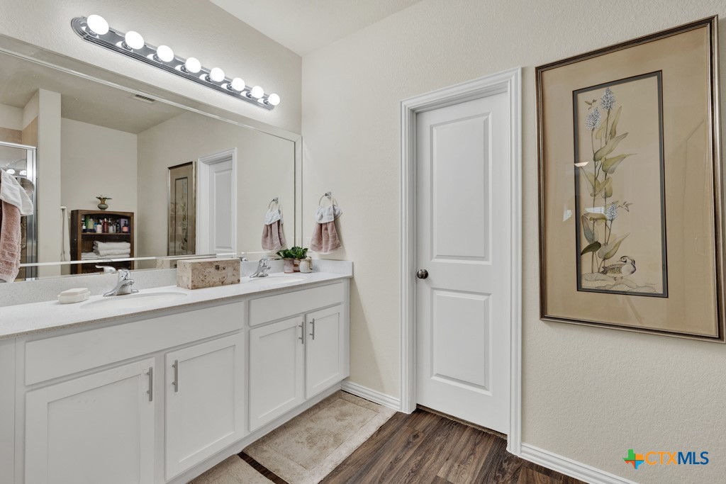 1444 Harwell Loop Property Photo 18