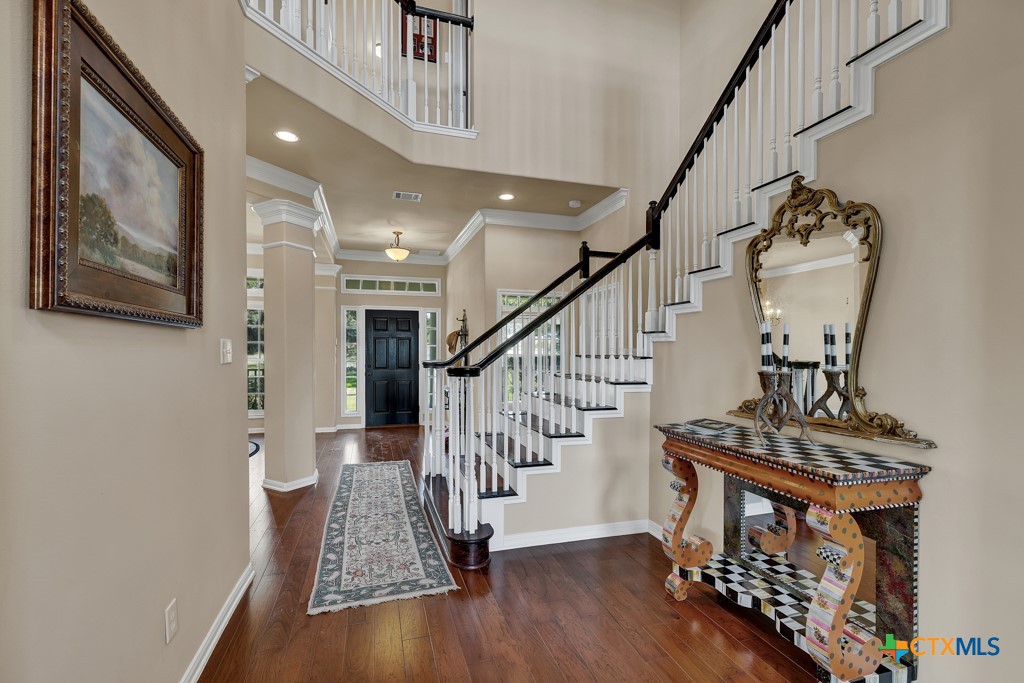 120 Oak Hideaway Drive Property Photo 8