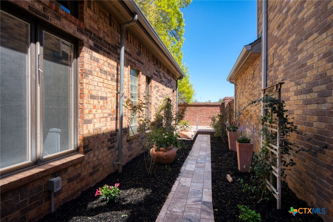 1328 Patio Drive Property Photo 25