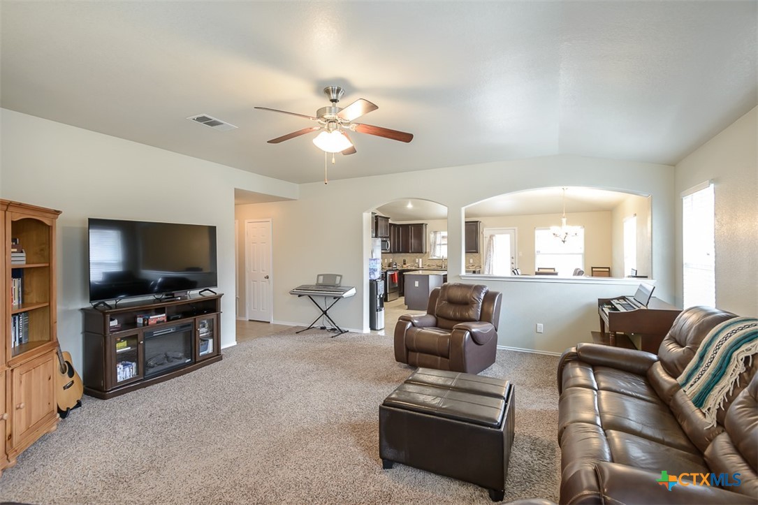 200 Splawn Ranch Road Property Photo 11