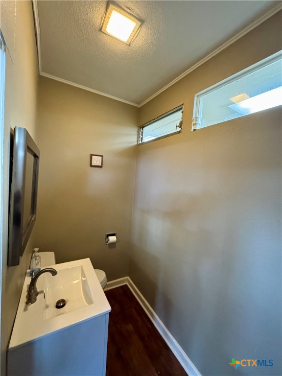 611 N Esplanade Street Property Photo 14