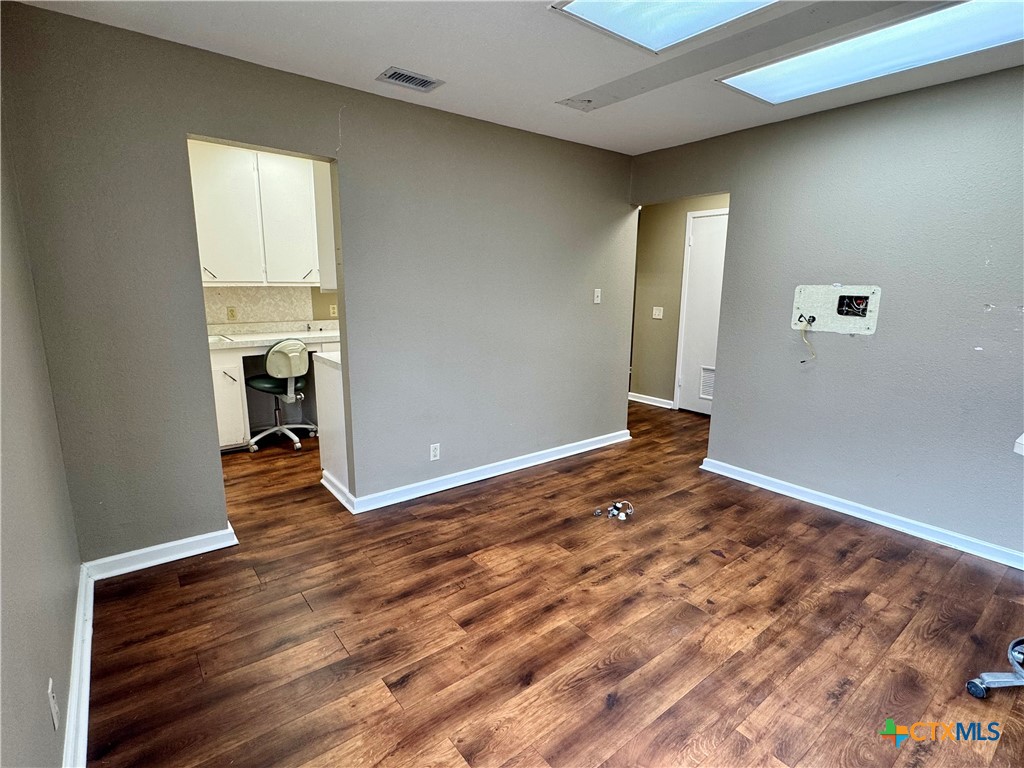 611 N Esplanade Street Property Photo 18