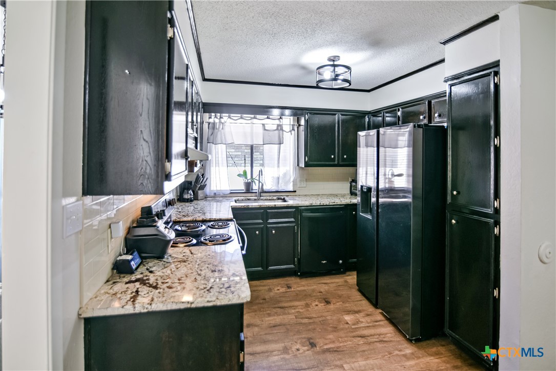 212 Planters Drive Property Photo 17