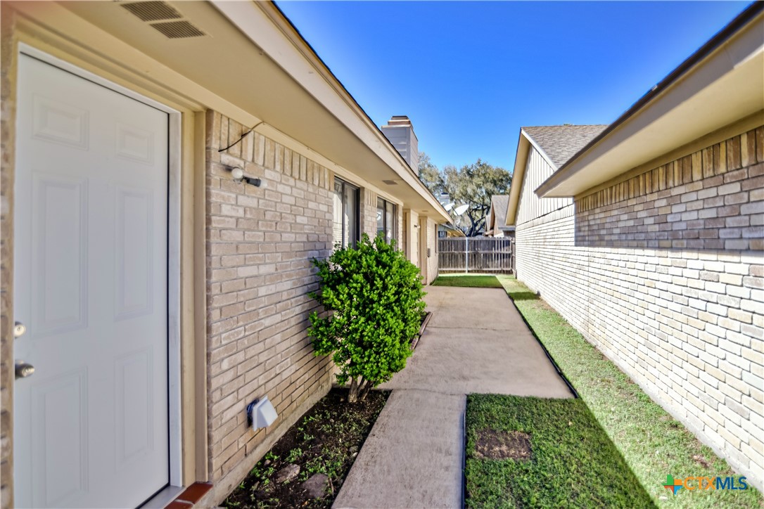 212 Planters Drive Property Photo 36