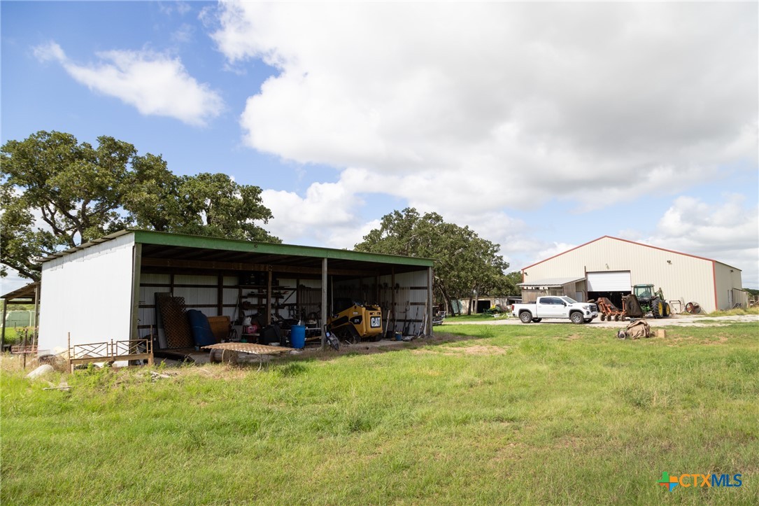 1450 Woelke Rd Property Photo 31