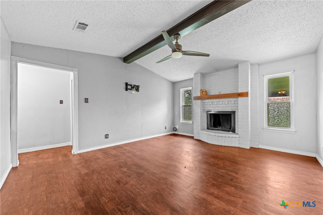 4501 Mountain View Drive Property Photo 5
