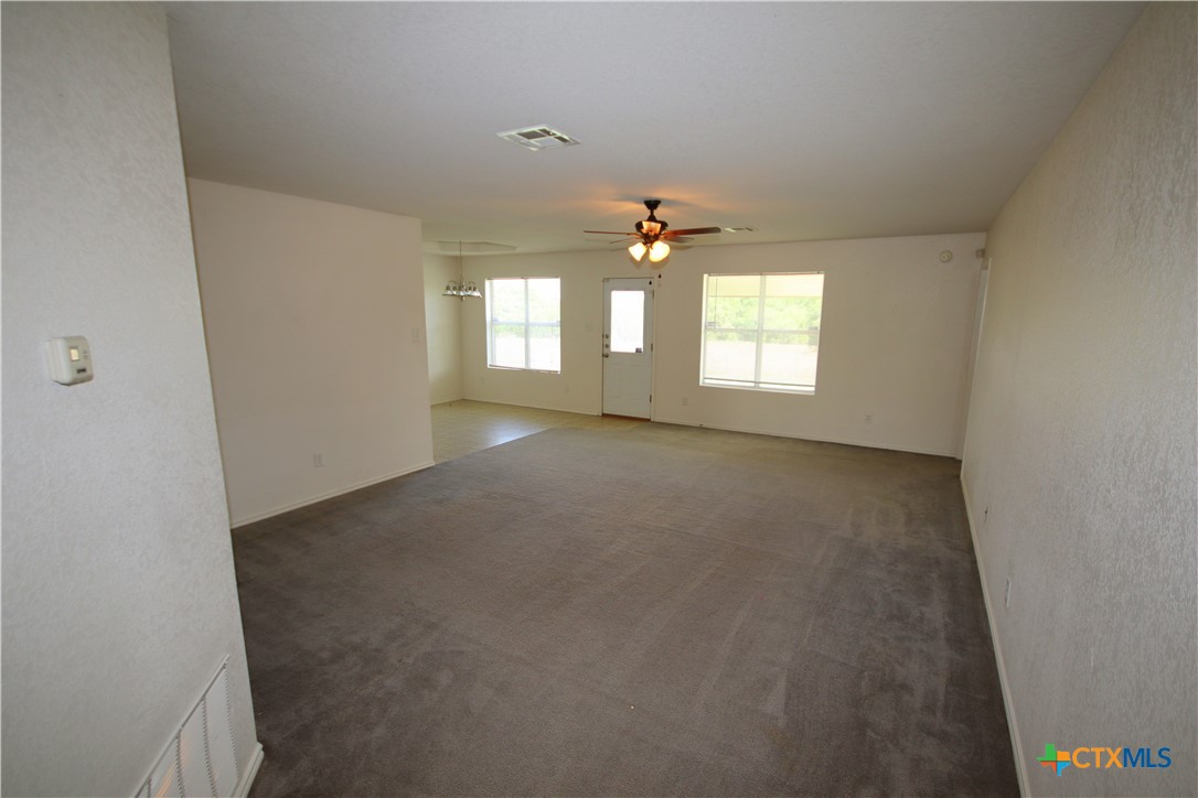 3102 Viewcrest Drive Property Photo 3