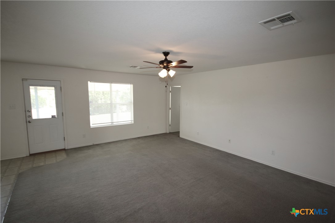 3102 Viewcrest Drive Property Photo 4