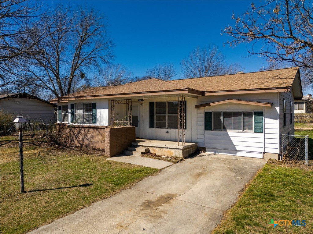 302 Easy Street Property Photo 3