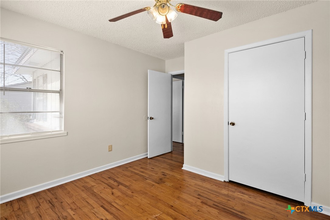 302 Easy Street Property Photo 14