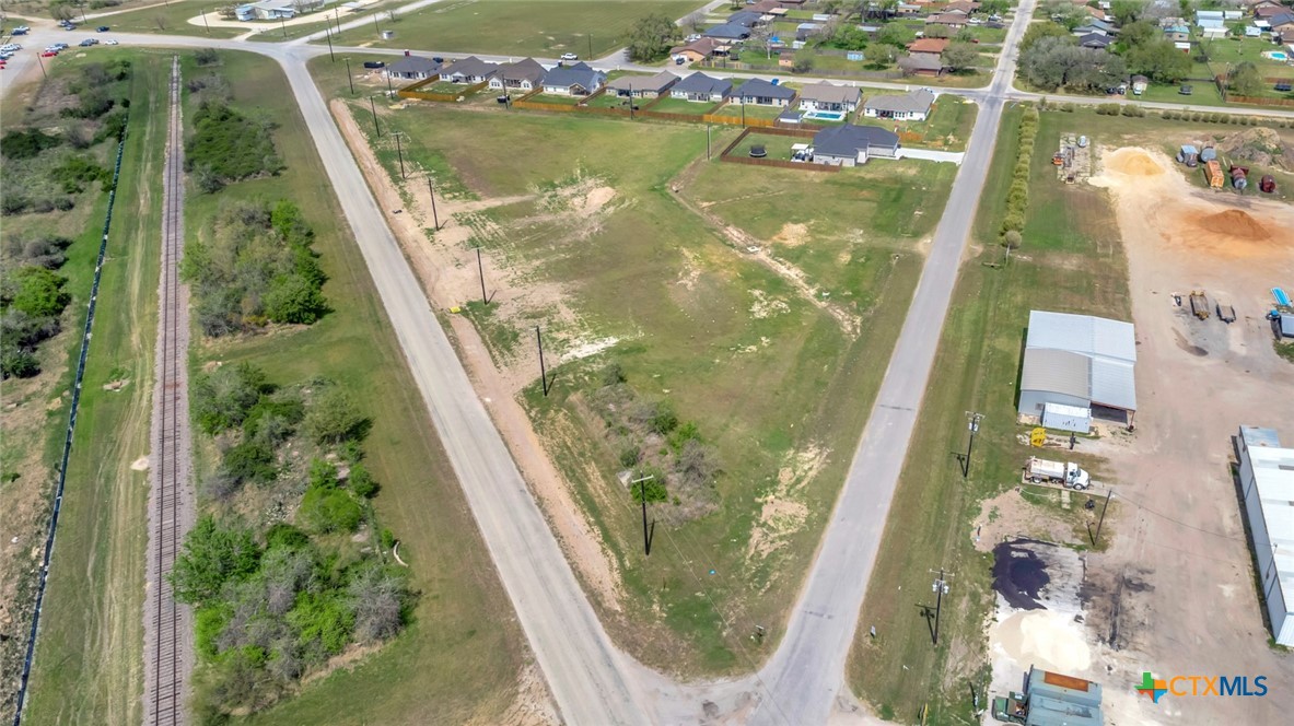 302 Warehouse Road Property Photo 3