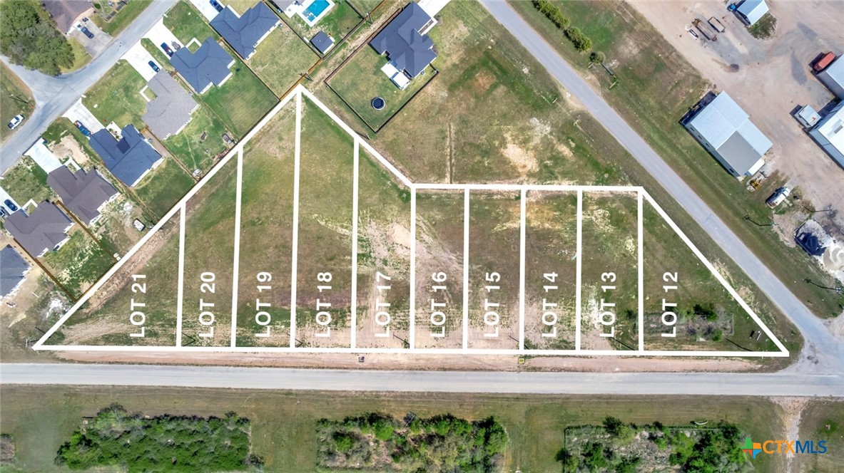 302 Warehouse Road Property Photo 5