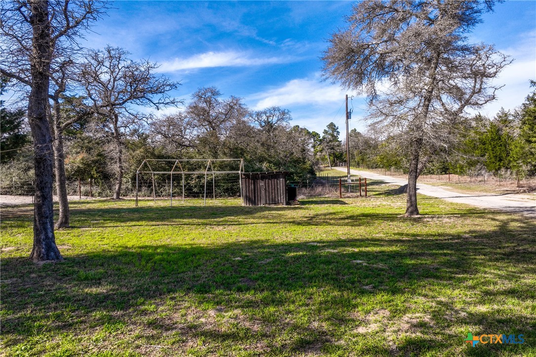 3590 Chuckwagon Road Property Photo 4