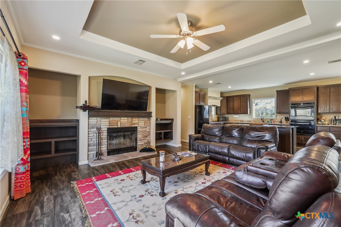 3590 Chuckwagon Road Property Photo 5