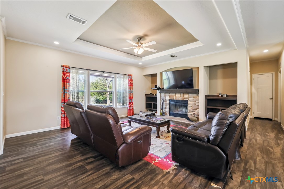 3590 Chuckwagon Road Property Photo 6