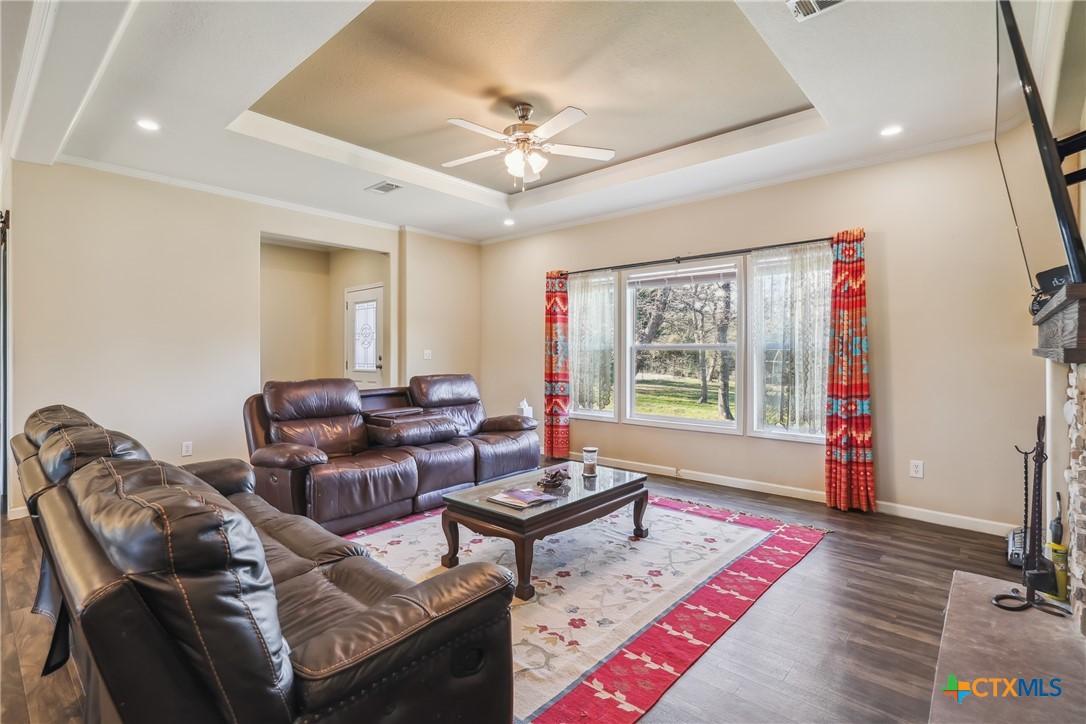 3590 Chuckwagon Road Property Photo 7