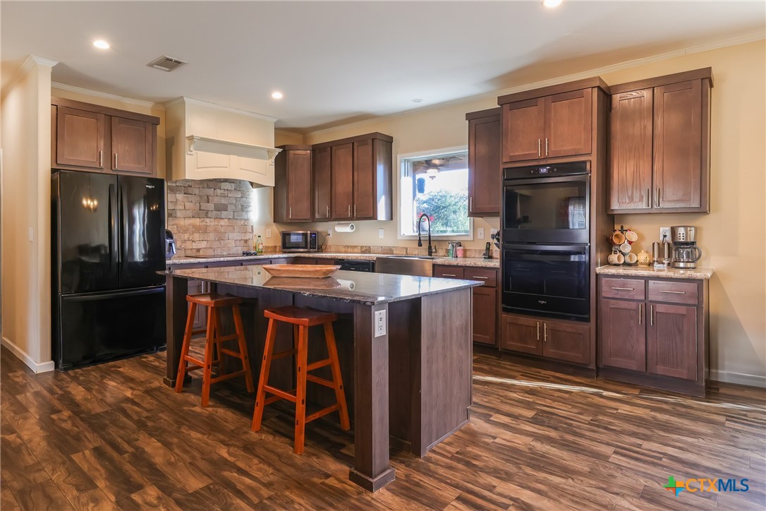 3590 Chuckwagon Road Property Photo 8