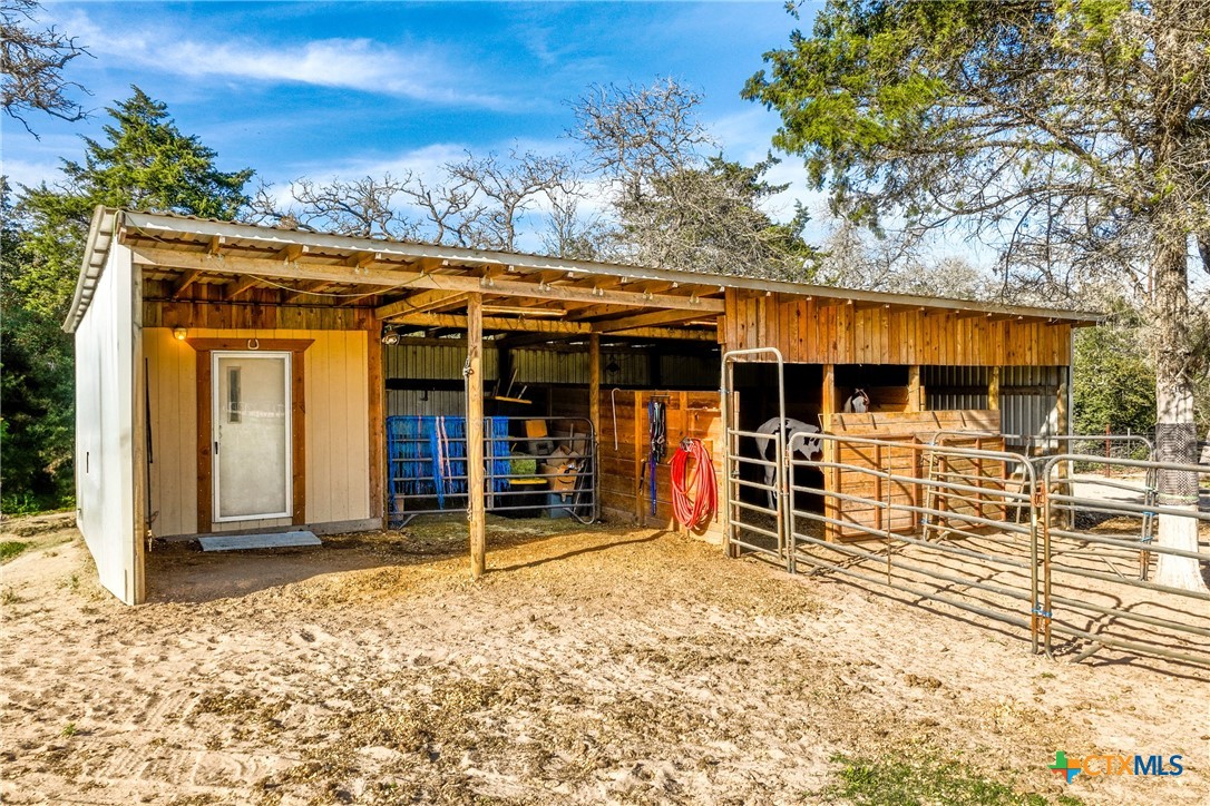 3590 Chuckwagon Road Property Photo 26
