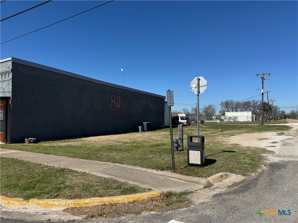 218 Gassaway Property Photo