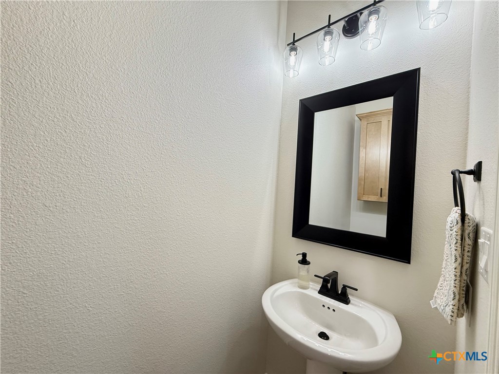 5422 Espiritu Santo Property Photo 12