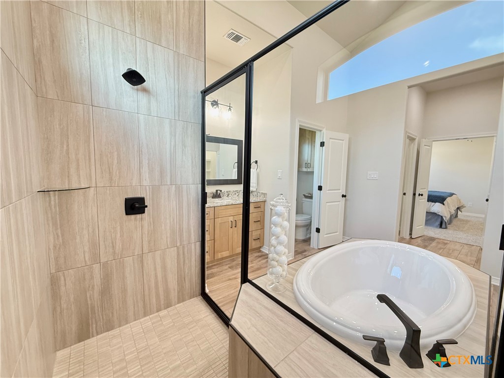 5422 Espiritu Santo Property Photo 25