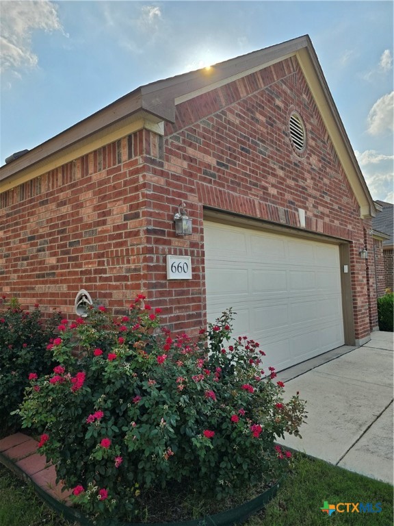 660 Knoll Brook Property Photo 45