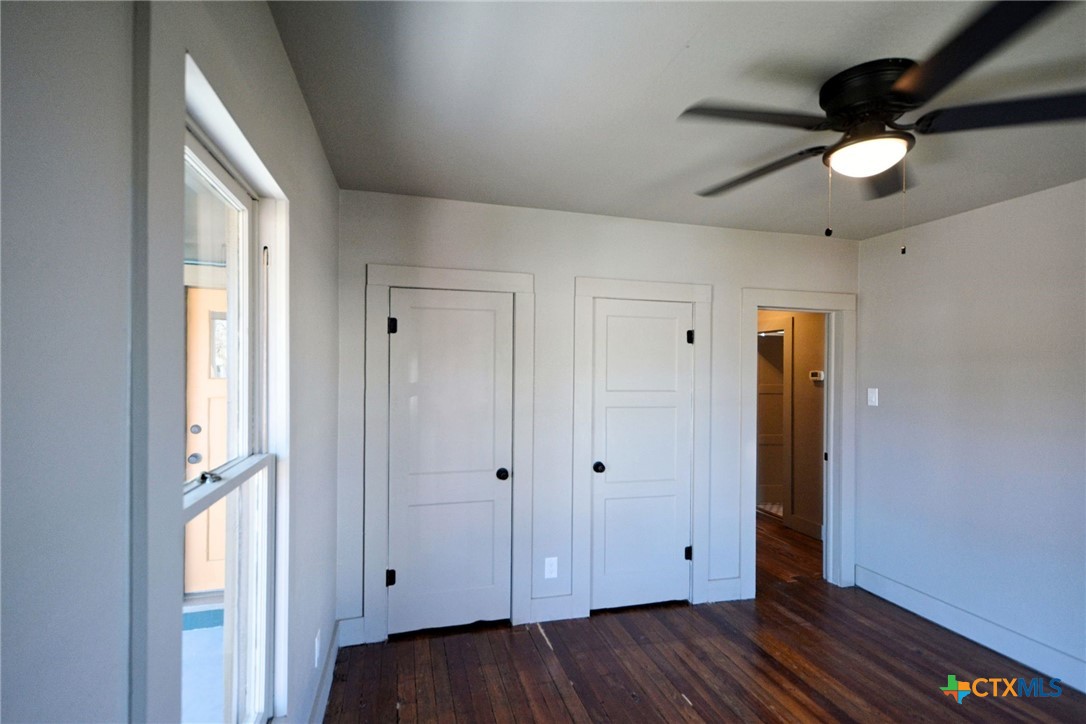 530 E Weinert Street Property Photo 19