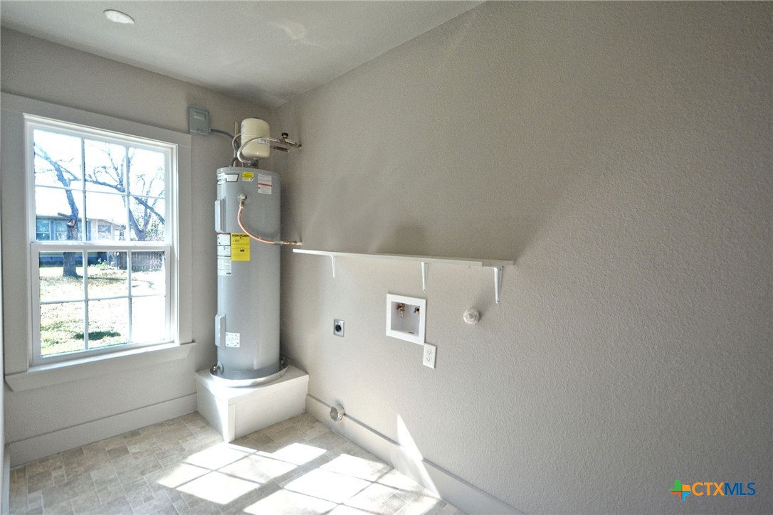 530 E Weinert Street Property Photo 24