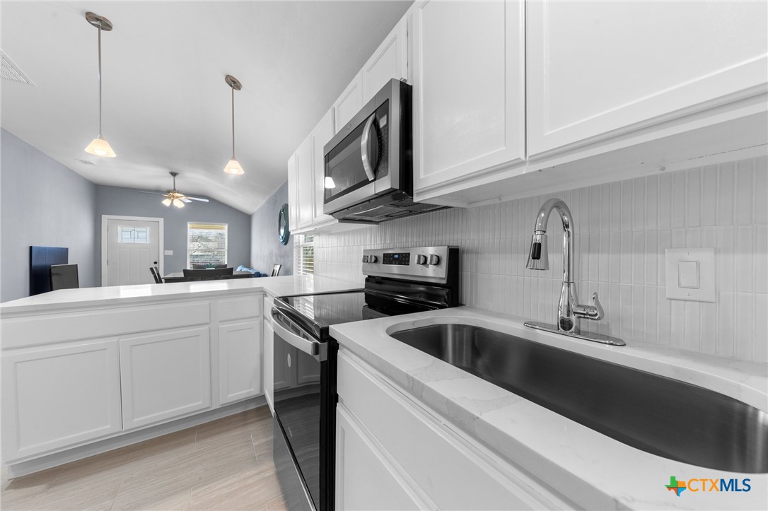 313 E Texas Avenue Property Photo 10
