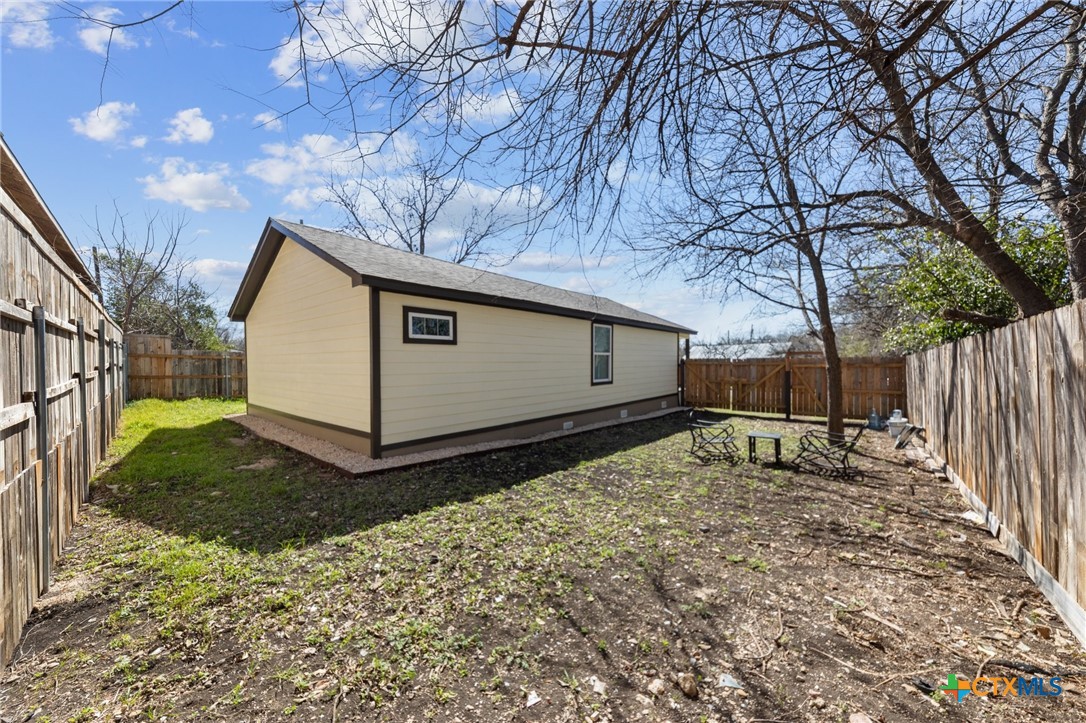 313 E Texas Avenue Property Photo 25