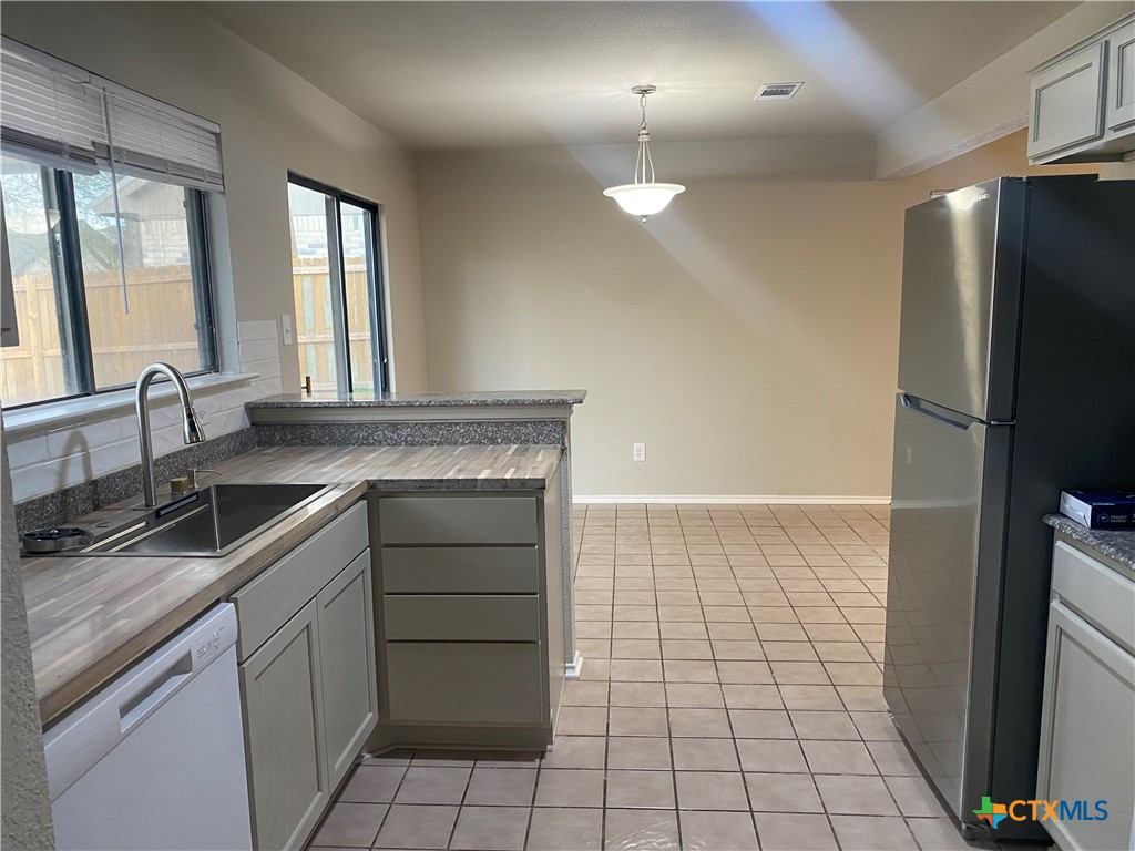 2902 Alamo Trail Property Photo 7