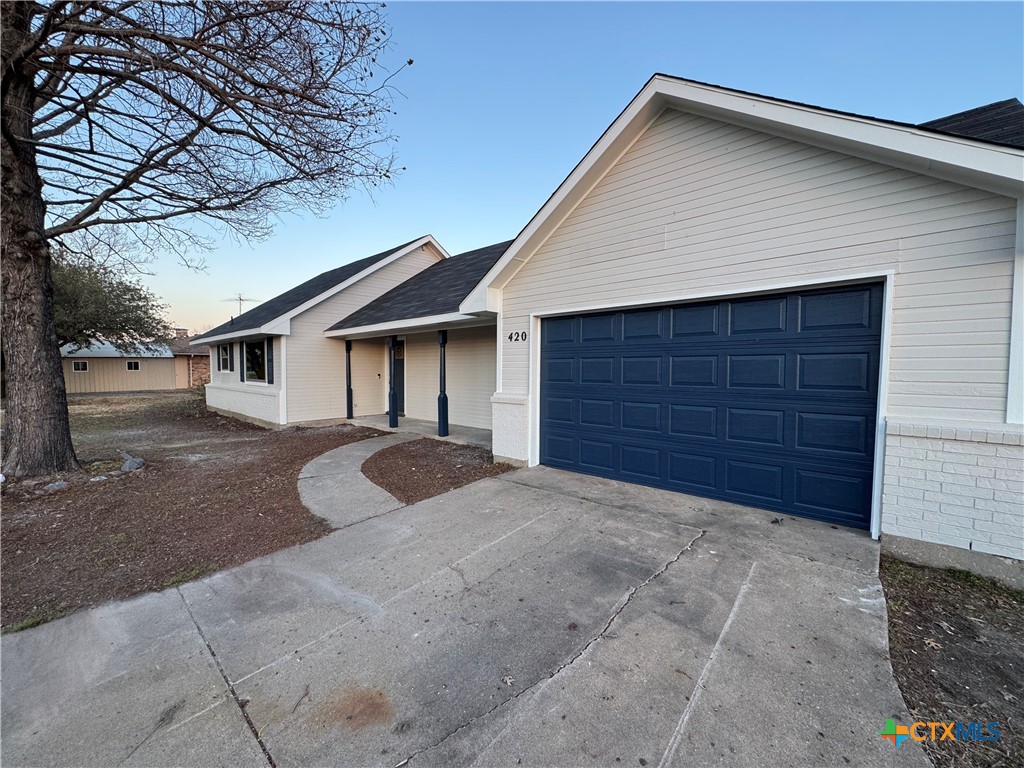 420 Wolf Run Court Property Photo