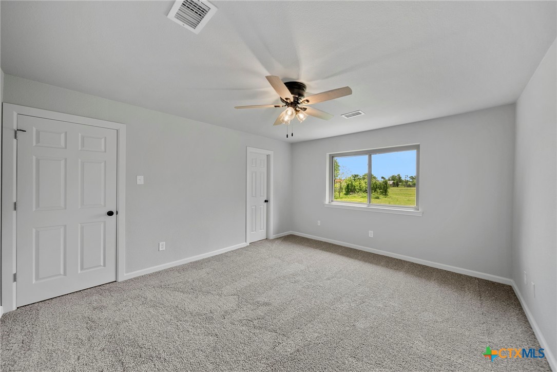 420 Wolf Run Court Property Photo 8