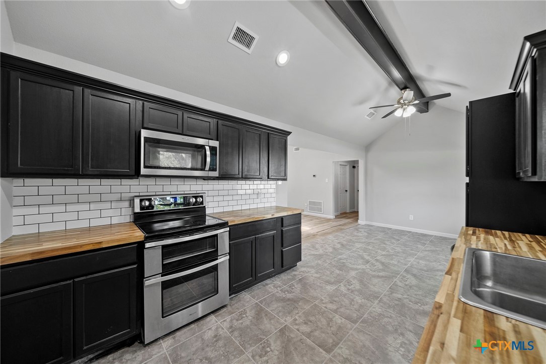 420 Wolf Run Court Property Photo 14