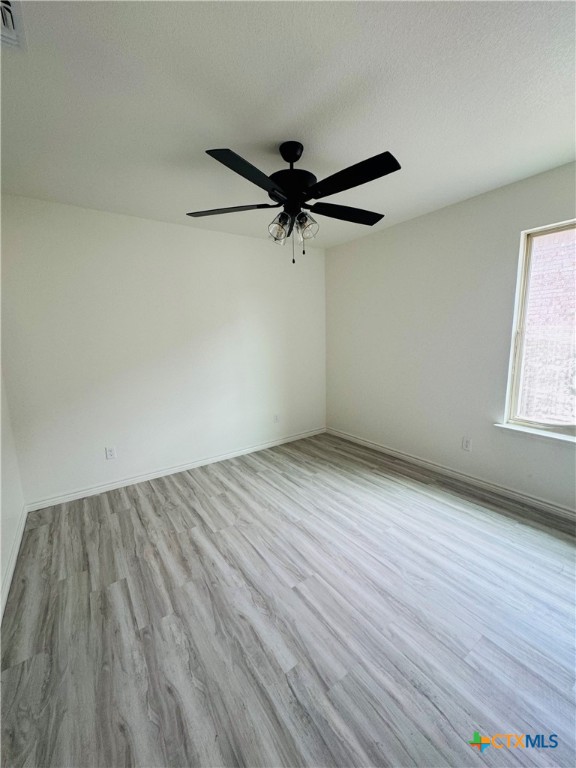5201 White Rose Drive Property Photo 5