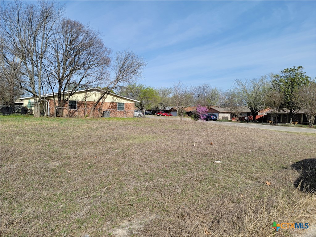 1506 Leader Drive Property Photo 1