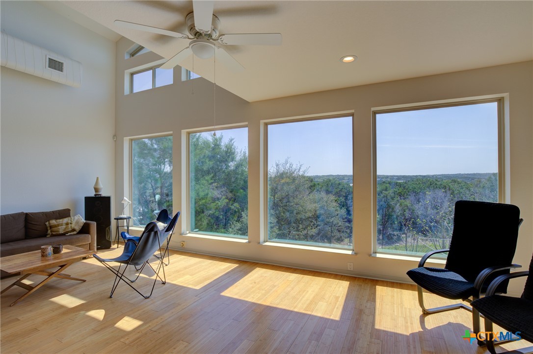 1550 Moon View Drive Property Photo 8