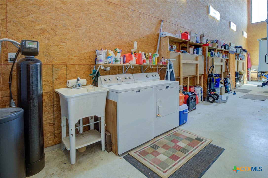 1550 Moon View Drive Property Photo 32