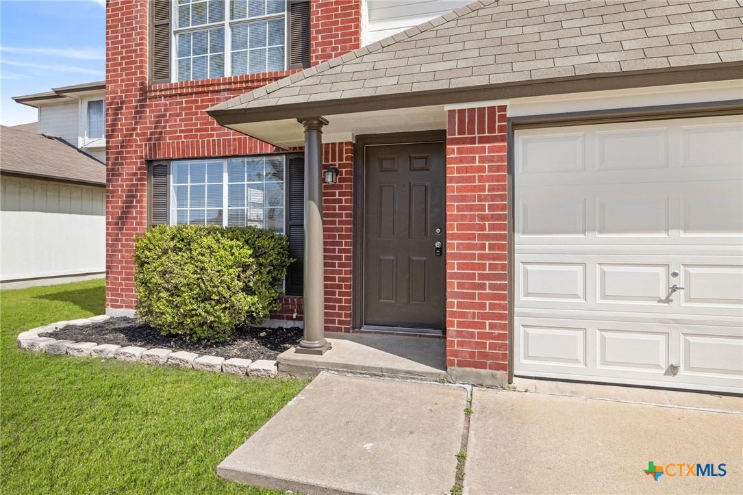 2307 Tracey Ann Lane Property Photo 4